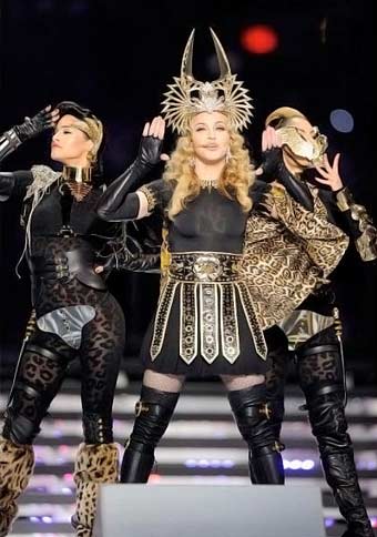 I Ballerini di Madonna indossano i collant Emilio Cavallini